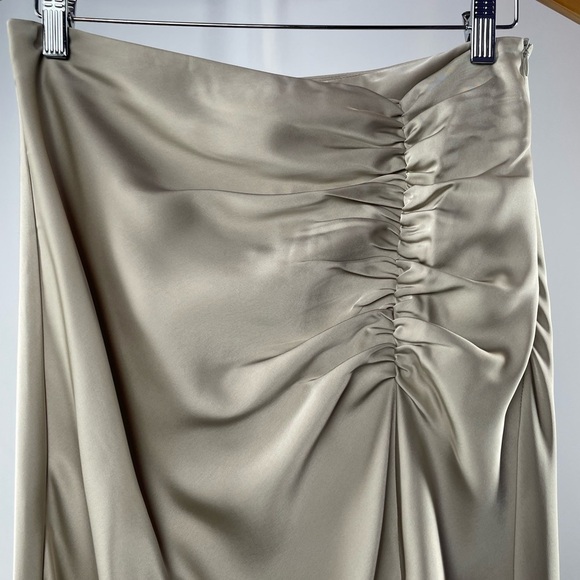 NWT Jason Wu Satin Ruched MIDI Skirt in Champagne Size Medium - Picture 5 of 10